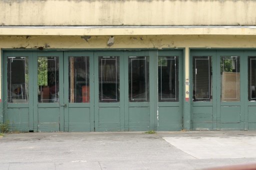 b_0076.jpg